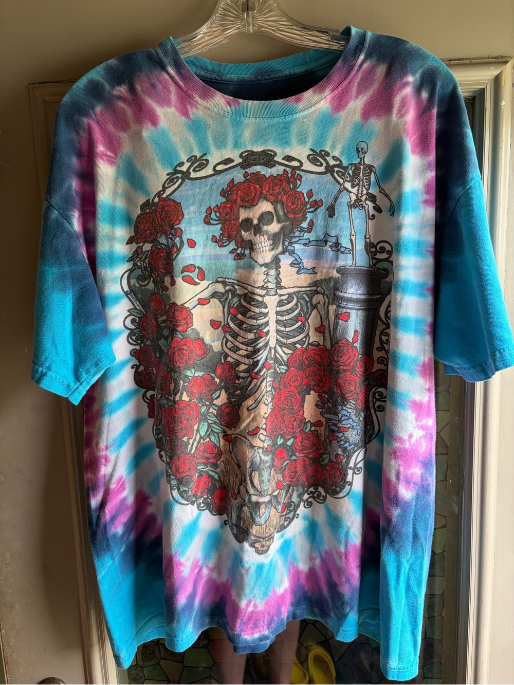 Liquid Blue Grateful Dead  in Blue, Pink 30 Anniversary Vintage Bertha